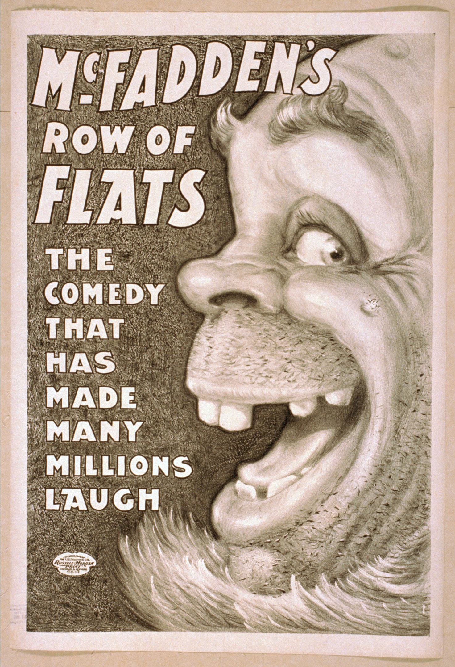 Plakat einer lachenden Person mit wilden Haaren, weit aufgerissenen Augen und einem breiten Grinsen auf einem hellgelben Hintergrund mit dem Text "McFadden's Row of Flats: The Comedy That Has Made Many Millions Laugh."