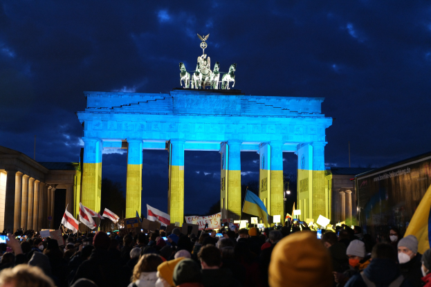 Umfrage: AfD auf Rekordhoch - Koalitionsunterstützung schwach
