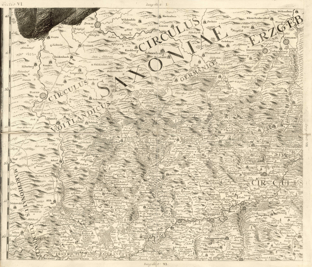 Ein detaillierter alter Stadtplan von Sachsen, Deutschland, der geografische Merkmale wie Flüsse, Berge und Städte zeigt, mit begleitendem Text, der zusätzliche Informationen über die Region und ihre Bewohner bereitstellt.